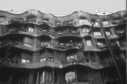 CASA MILA